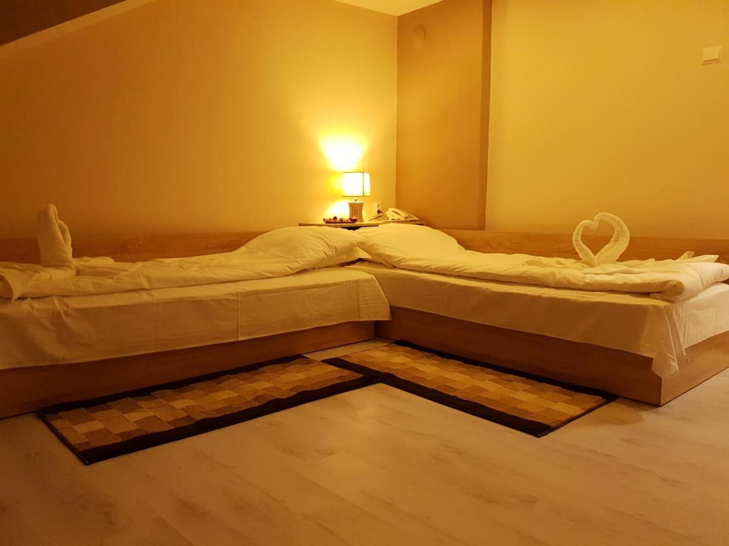 Валентино Hotel Vratsa ภายนอก รูปภาพ